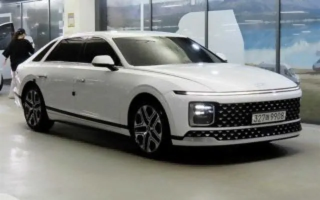 수원중고차매매센터 그랜저 (GN7) 가솔린 2.5 2WD 매물 사진 10 - 2023/07 69,738km