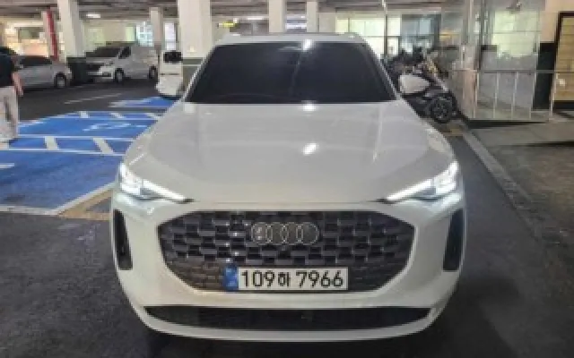 수원중고차매매센터 Q5 (80A) 40 TFSI 콰트로 어드밴스드 매물 사진 13 - 2025/12 6,102km