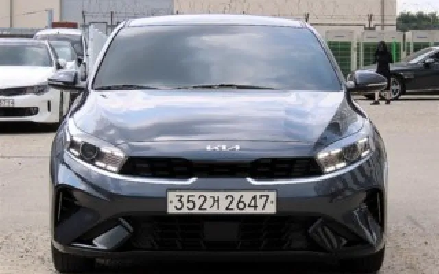 수원중고차매매센터 더뉴 K3 2세대 1.6 가솔린 프레스티지 매물 사진 6 - 2022/06 61,913km