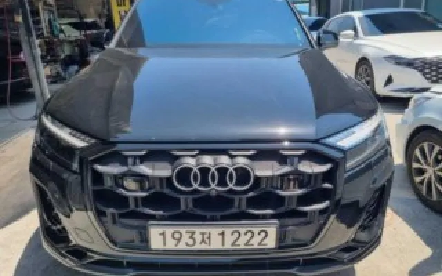 수원중고차매매센터 Q7 (4M) 55 TFSI 콰트로 프리미엄 매물 사진 9 - 2024/12 18,097km